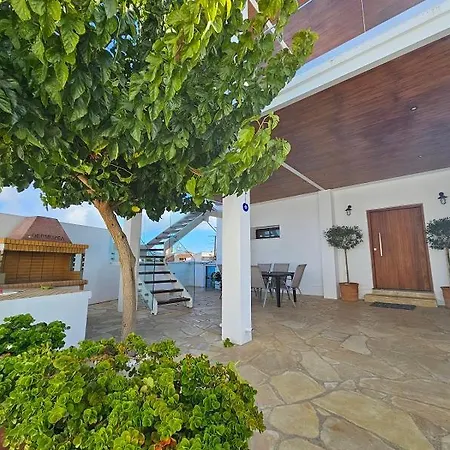 Villa Anthitsa